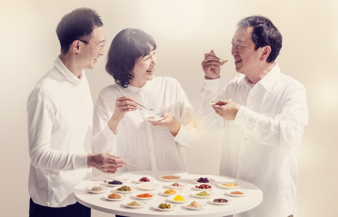 HITOSAJIYA (ひとさじや)